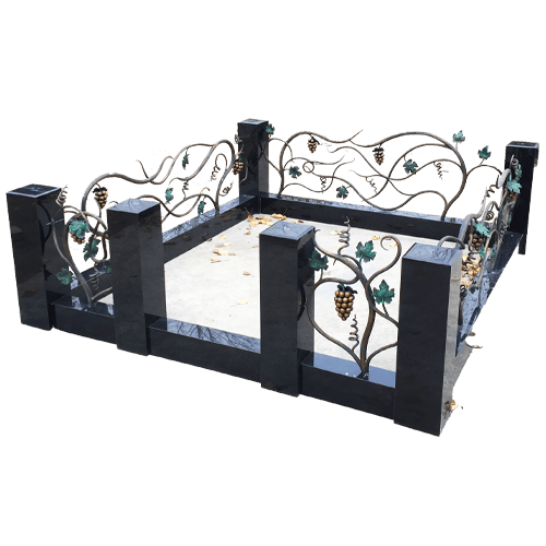 Надгробное сооружение Комплекс из гранита с коваными элементами Виноградная лоза